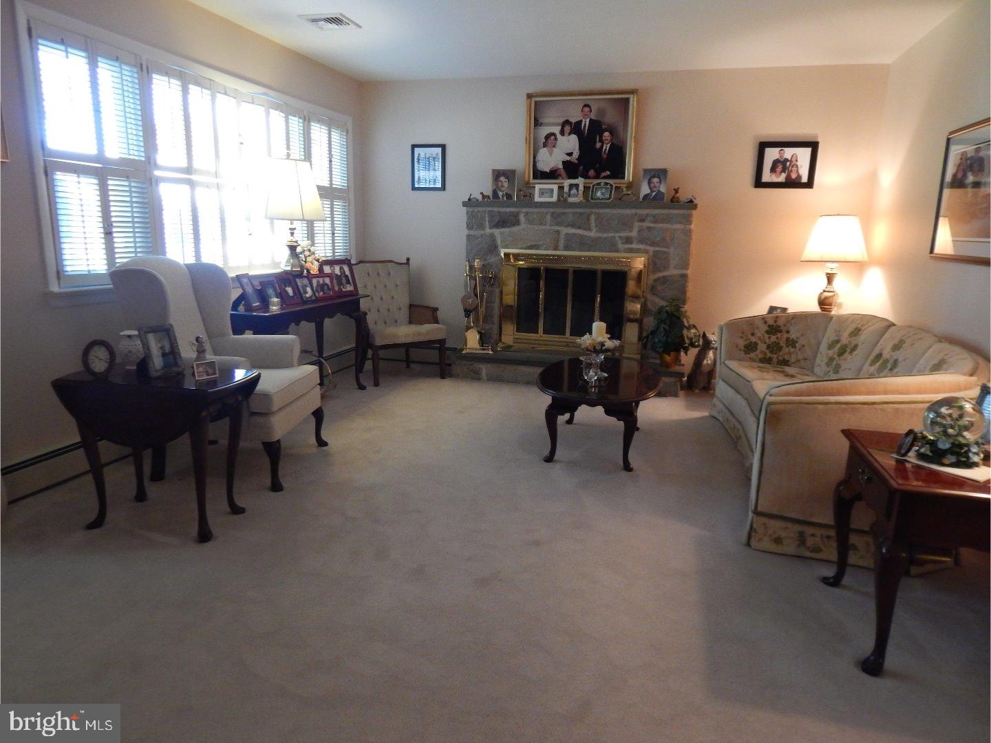 1202 Laurelwood Road Pottstown, PA 19465 - Photo 9 of 21 Gallery Image 9