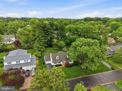 $625,000 | 126 Dickinson Lane, Wilmington, DE 19807