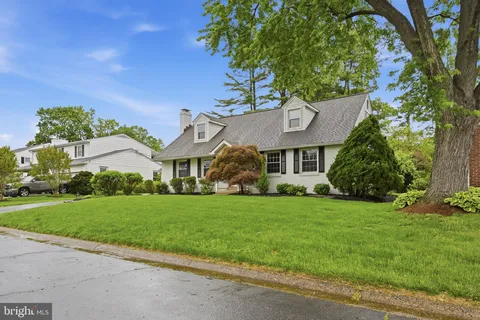 $625,000 | 126 Dickinson Lane, Wilmington, DE 19807