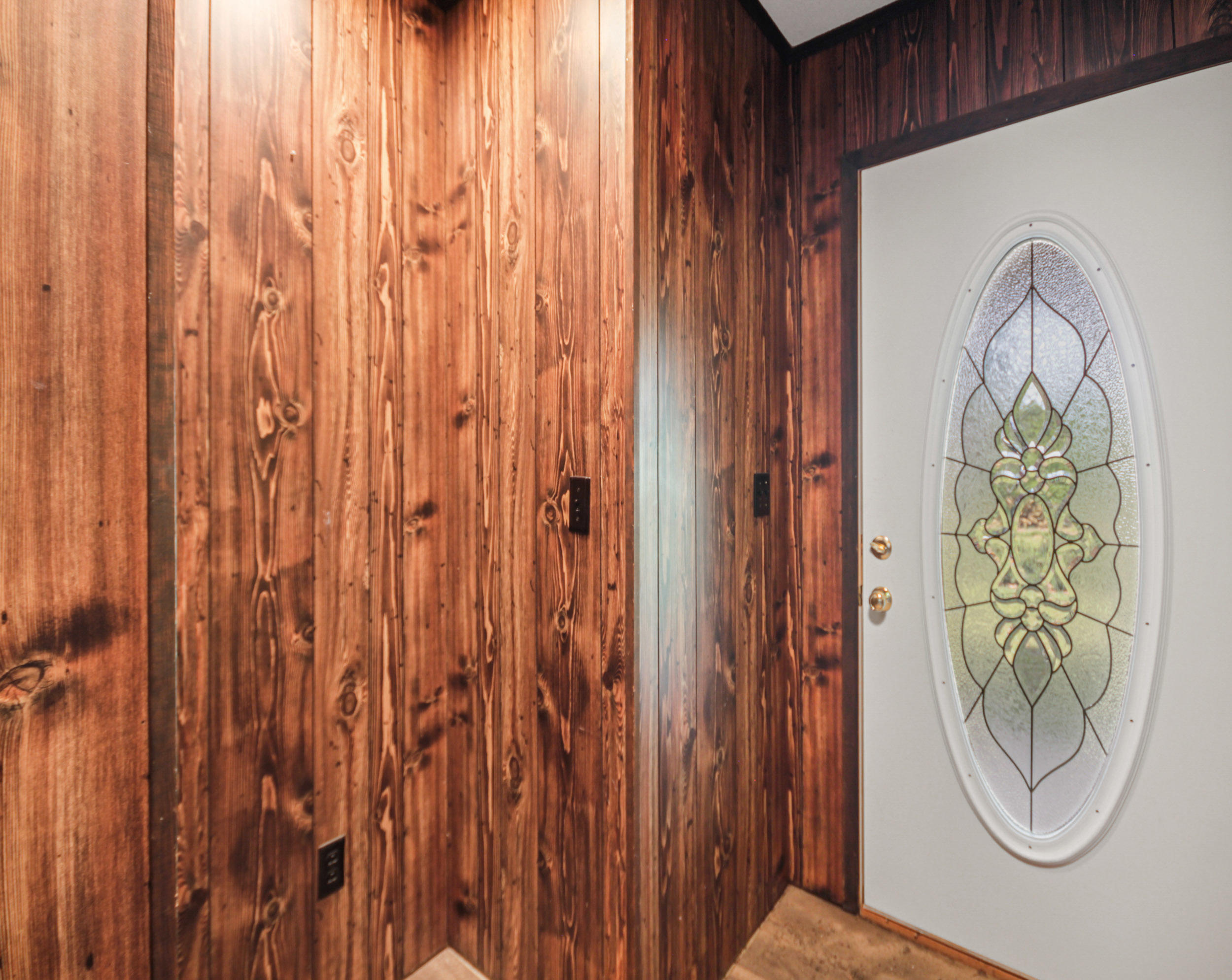 1254 Hopper Road Lucedale, MS 39452 - Photo 10 of 42 Foyer Alcove