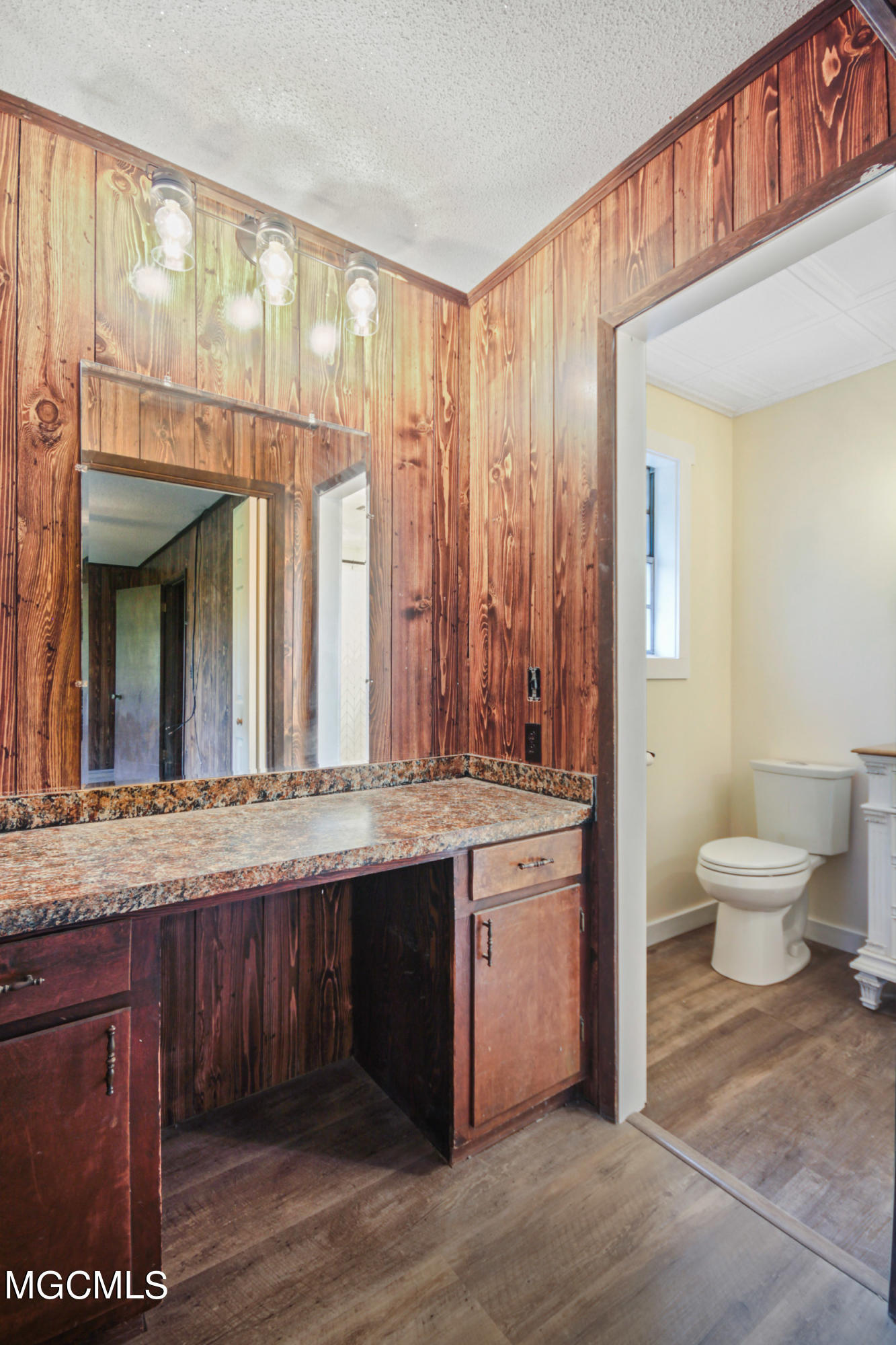 1254 Hopper Road Lucedale, MS 39452 - Photo 16 of 42 MB Vanity