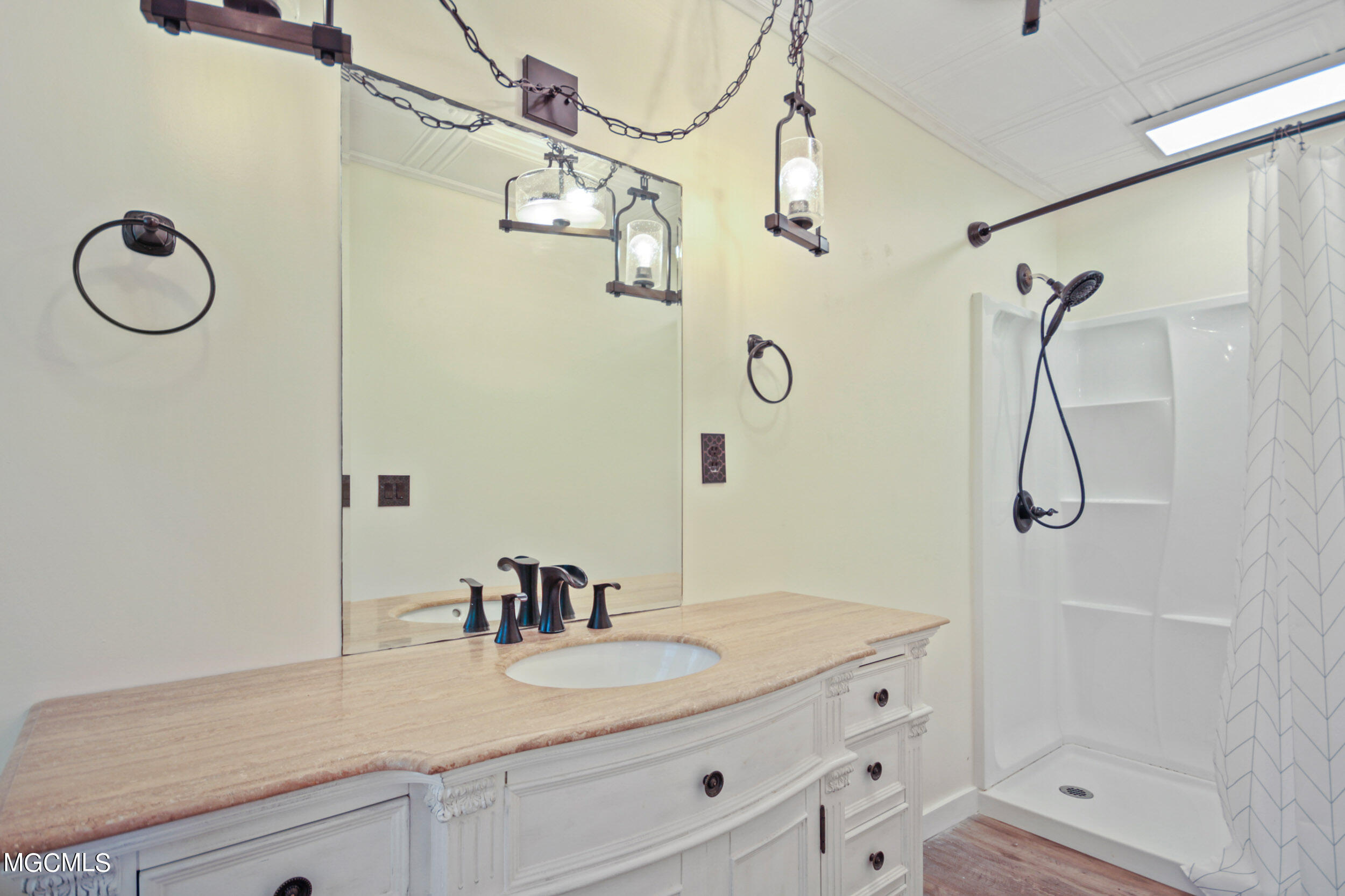 1254 Hopper Road Lucedale, MS 39452 - Photo 17 of 42 Master Bath 1