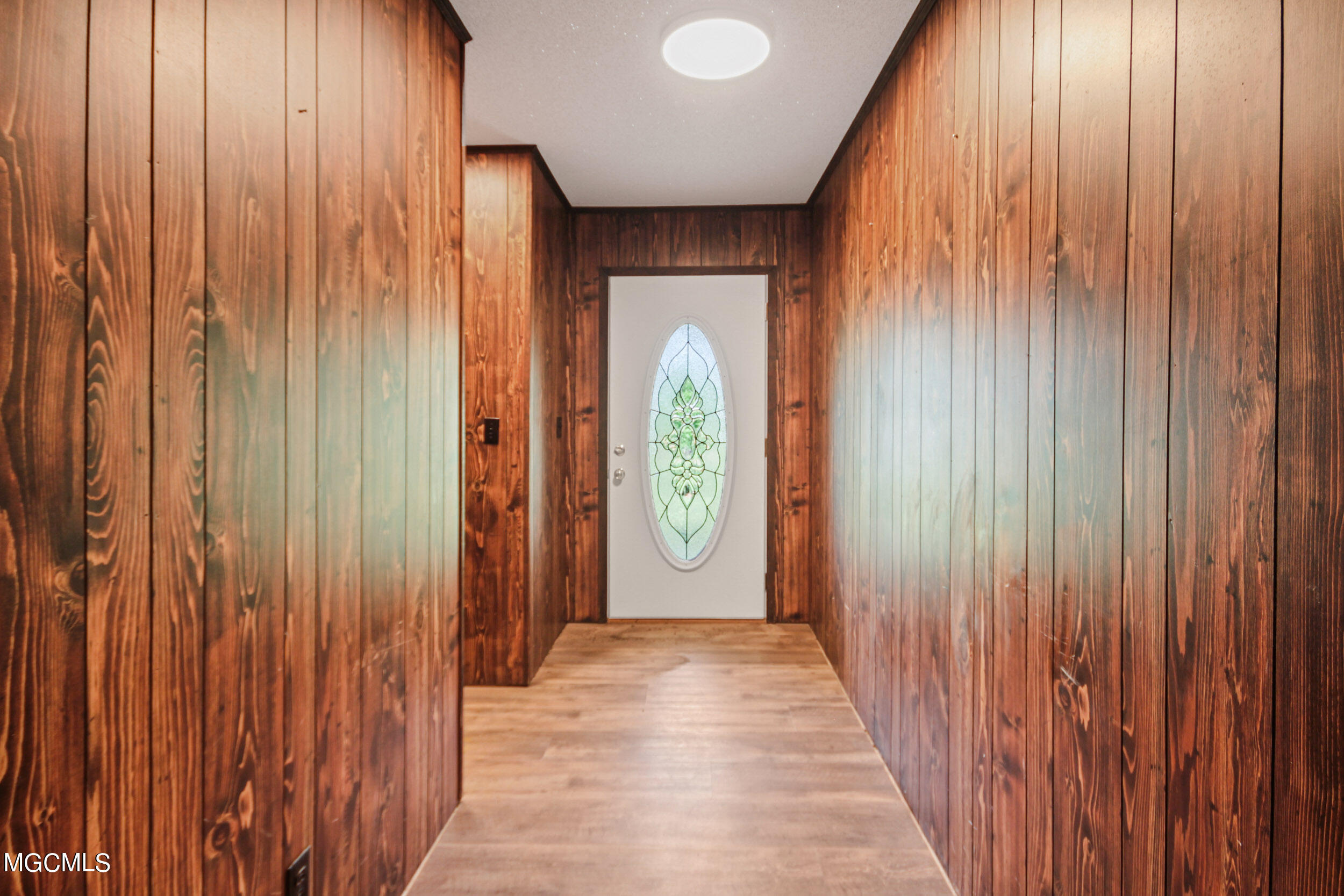 1254 Hopper Road Lucedale, MS 39452 - Photo 9 of 42 Foyer