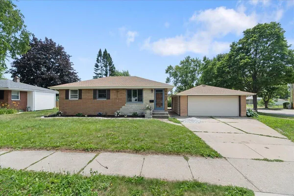 $254,900 | 8537 West Denver Avenue, Milwaukee, WI 53224