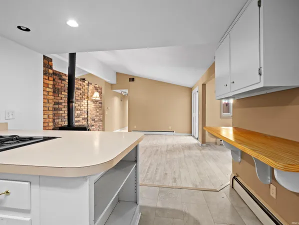 $244,900 | 3210 Arrowwood Drive, Fort Wayne, IN 46815