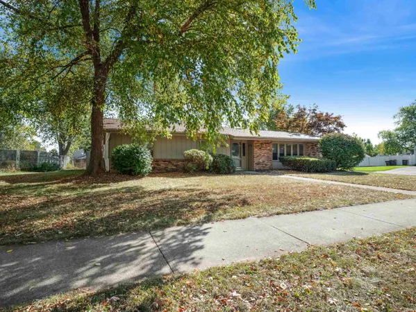 $244,900 | 3210 Arrowwood Drive, Fort Wayne, IN 46815