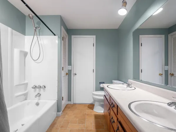 $244,900 | 3210 Arrowwood Drive, Fort Wayne, IN 46815