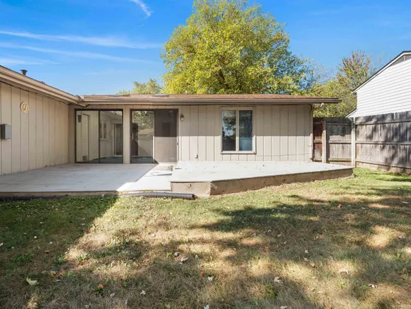 $244,900 | 3210 Arrowwood Drive, Fort Wayne, IN 46815