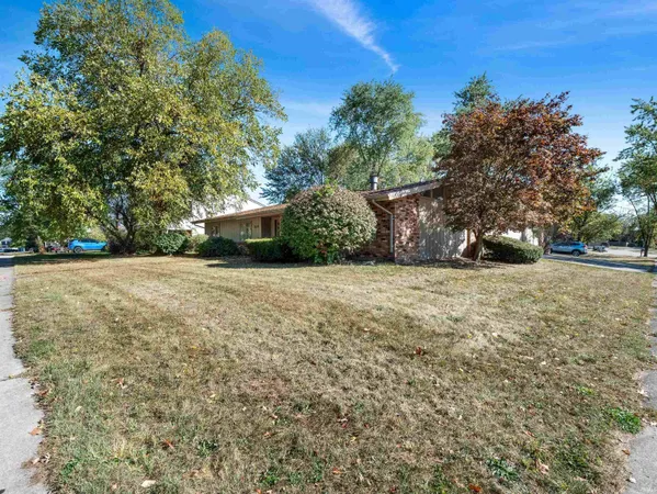 $244,900 | 3210 Arrowwood Drive, Fort Wayne, IN 46815