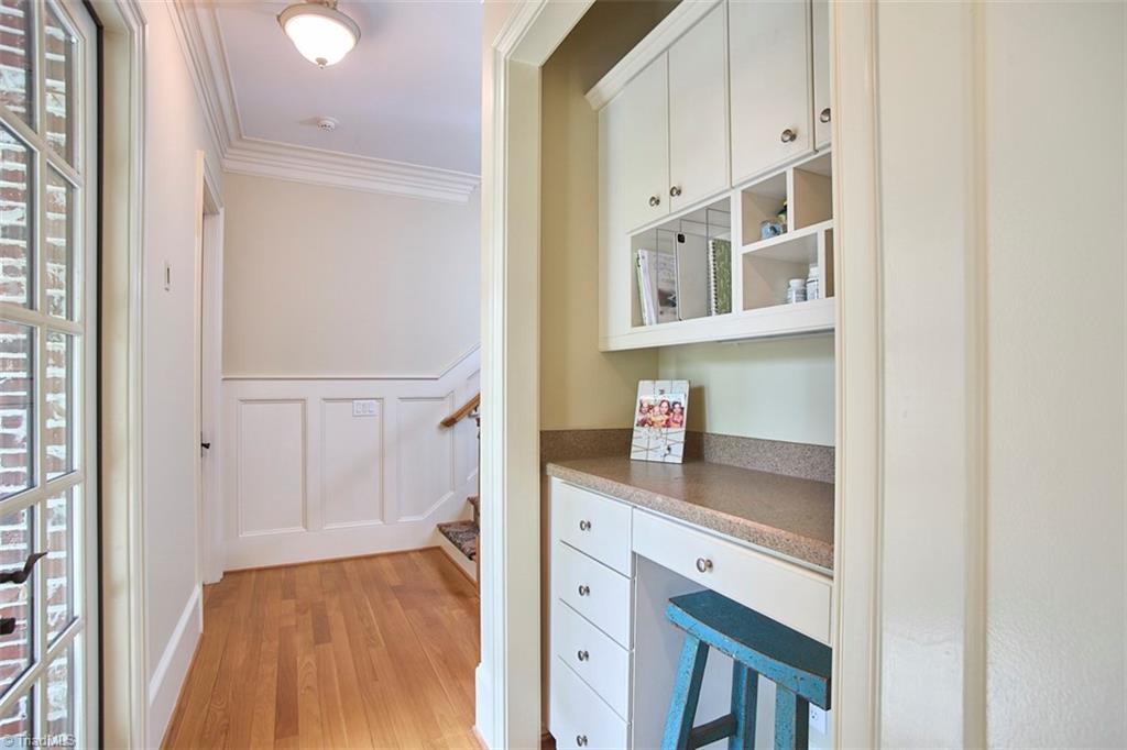3560 Kirklees Road Winston-Salem, NC 27104 - Photo 39 of 49