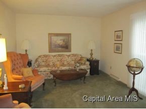 57 Greencastle Circle Springfield, IL 62712 - Photo 10 of 24