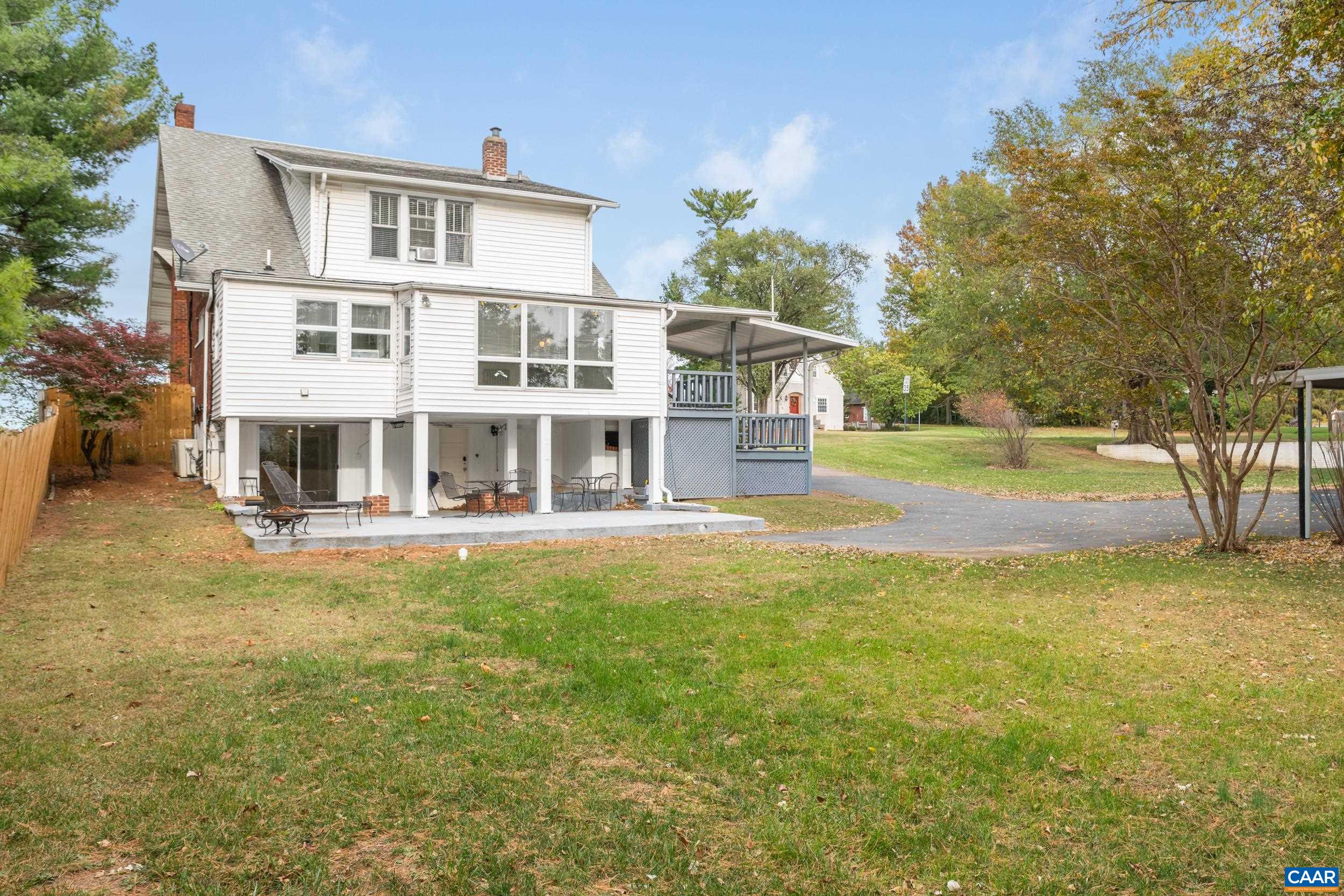 21 Port Republic Road Harrisonburg, VA 22801 - Photo 51 of 69 a front view of house with yard