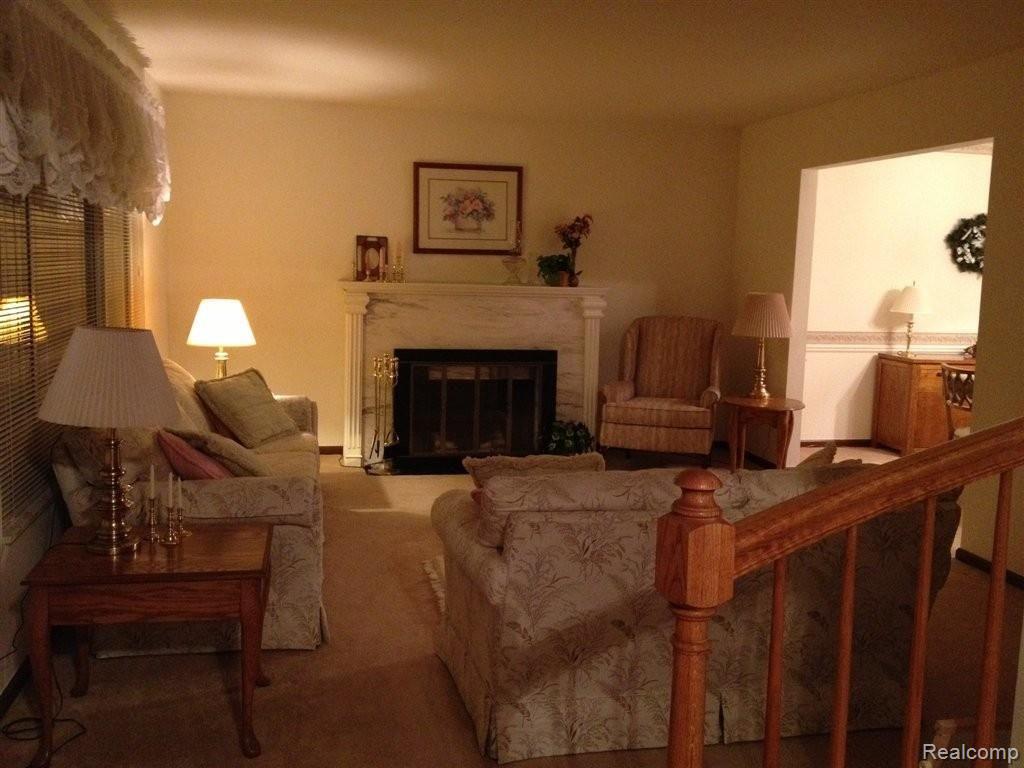 house 05.jpg