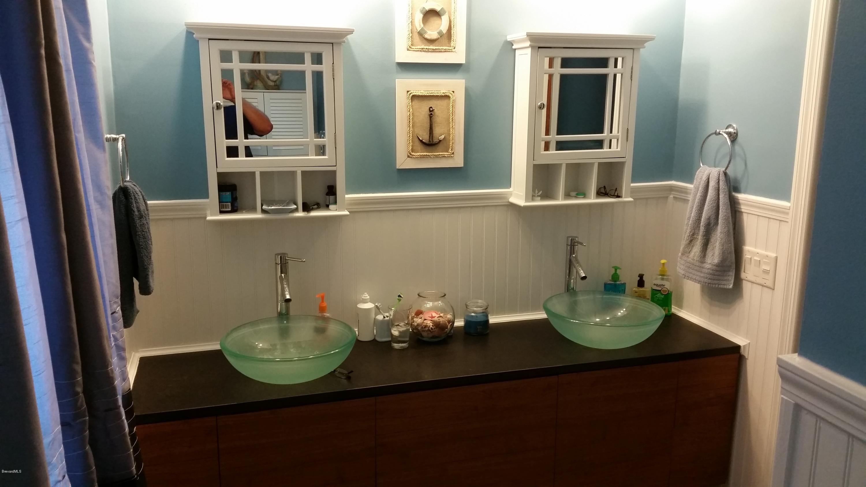 3082 Rio Bonita Street Melbourne, FL 32903 - Photo 14 of 27 Master Bath double sinks!