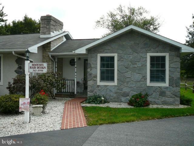 122 School Lane Rheems, PA 17022 - Photo 10 of 11 Gallery Image 10