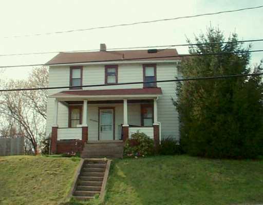 1231 Eastbrook Road New Castle, PA 16101 - Photo 1 of 7