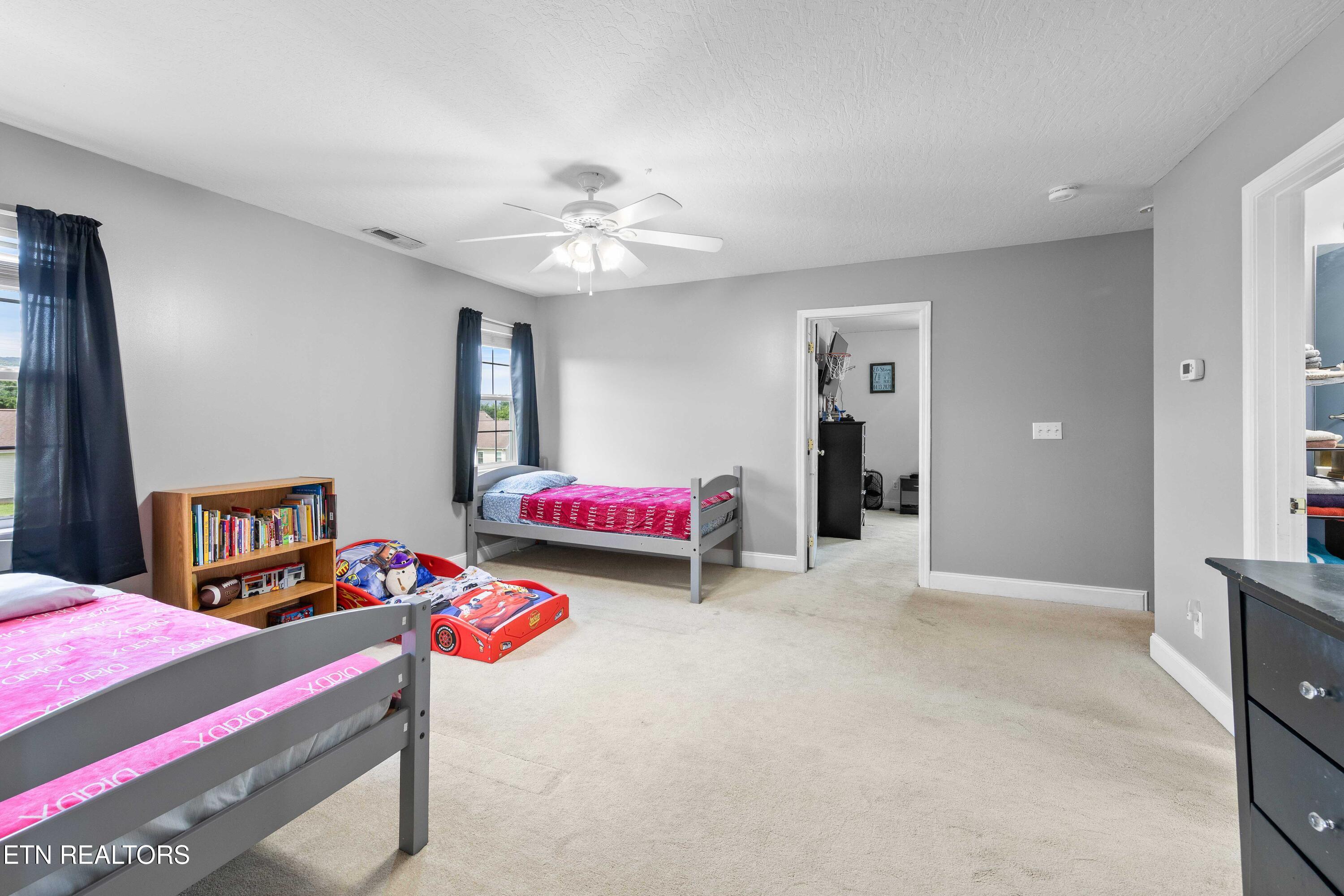 452 Clover Circle Jacksboro, TN 37757 - Photo 19 of 34 030A3319