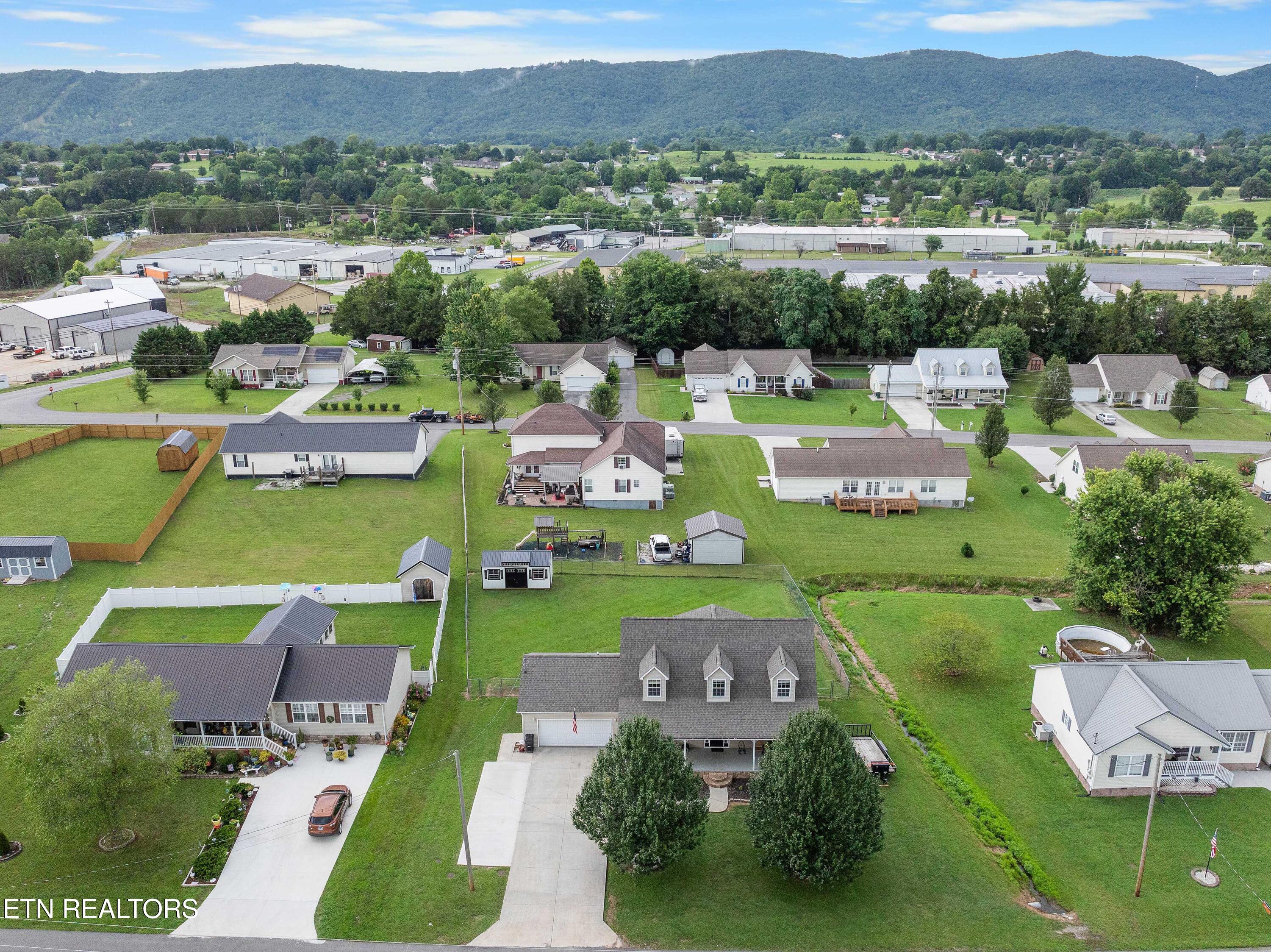 452 Clover Circle Jacksboro, TN 37757 - Photo 34 of 34 DJI_0313