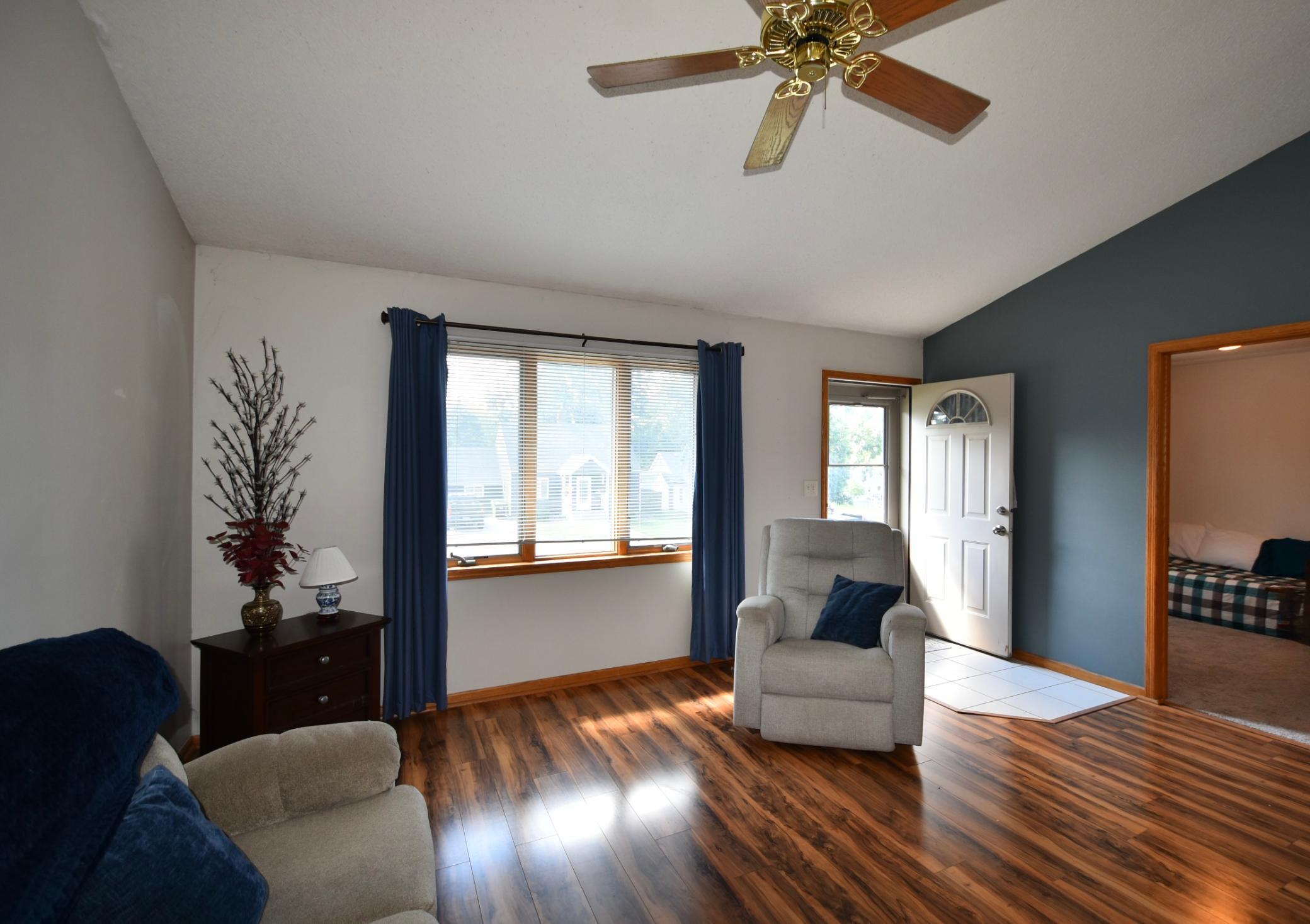 1055 South Main Street Zumbrota, MN 55992 - Photo 7 of 25