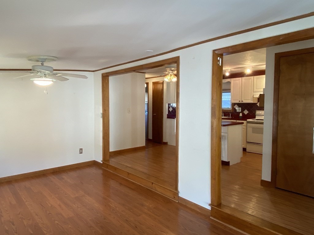 31 Hickory Road Taunton, MA 02780 - Photo 5 of 23 Gallery Image 5
