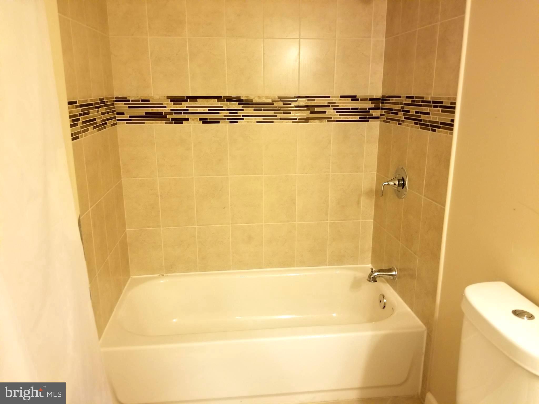 1901 Winford Road Baltimore, MD 21239 - Photo 29 of 34 Basement Full Bathroom