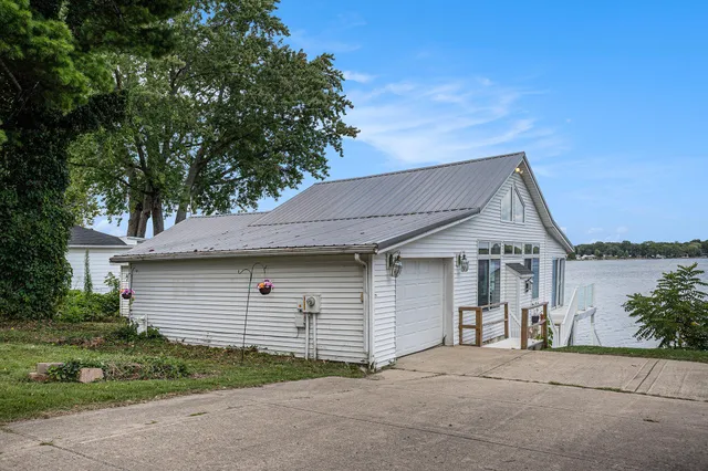 $479,000 | 917 Elm Street, Colon, MI 49040