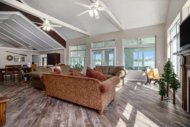 $479,000 | 917 Elm Street, Colon, MI 49040