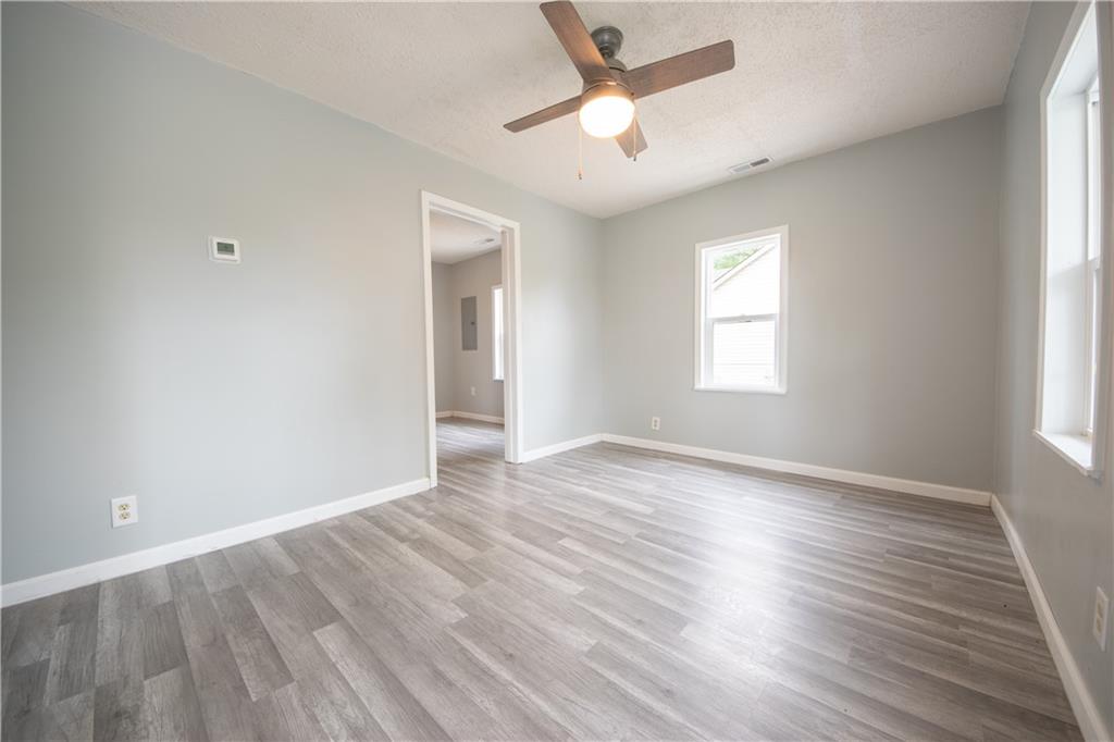 385 McClure Road Columbus, IN 47201 - Photo 7 of 16 Gallery Image 7