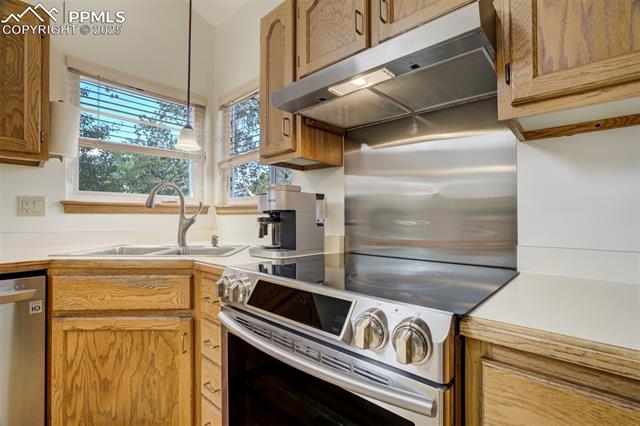 2275 Ramsgate Terrace Colorado Springs, CO 80919 - Photo 12 of 49 Gallery Image 12