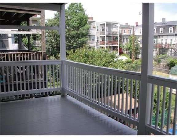 186 L Street, Unit 2 Boston, MA 02127 - Photo 4 of 5