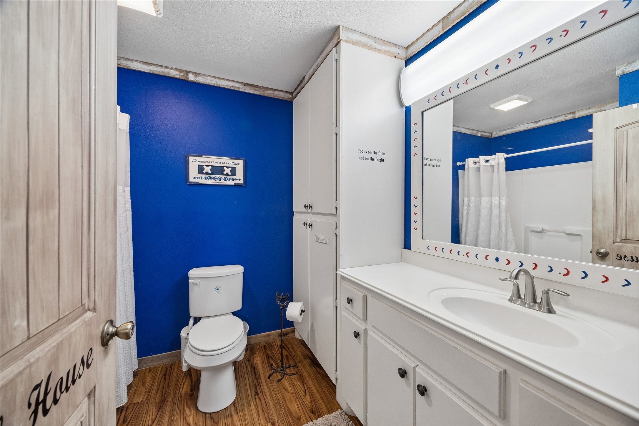 26904 Brentwood Road Splendora, TX 77372 - Photo 20 of 49 Americana Cottage Full bath room