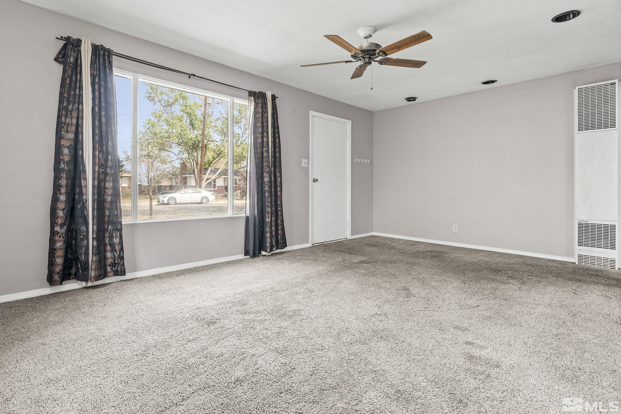 1480 Riley Avenue Reno, NV 89502 - Photo 3 of 14 Photo 3