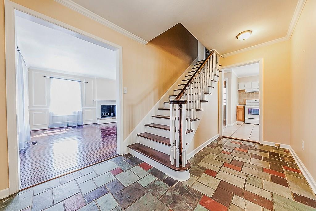 4502 Manning Road Indianapolis, IN 46228 - Photo 4 of 30 Gallery Image 4