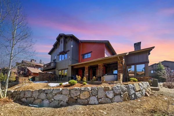 $1,599,000 | 11837 Hope Court, Unit A, Truckee, CA 96161
