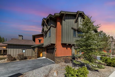 $1,599,000 | 11837 Hope Court, Unit A, Truckee, CA 96161
