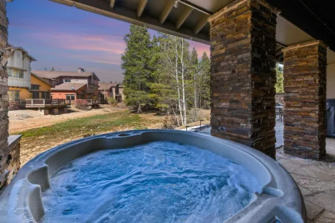 $1,599,000 | 11837 Hope Court, Unit A, Truckee, CA 96161