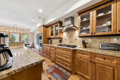 $1,569,000 | 11837 Hope Court, Unit A, Truckee, CA 96161