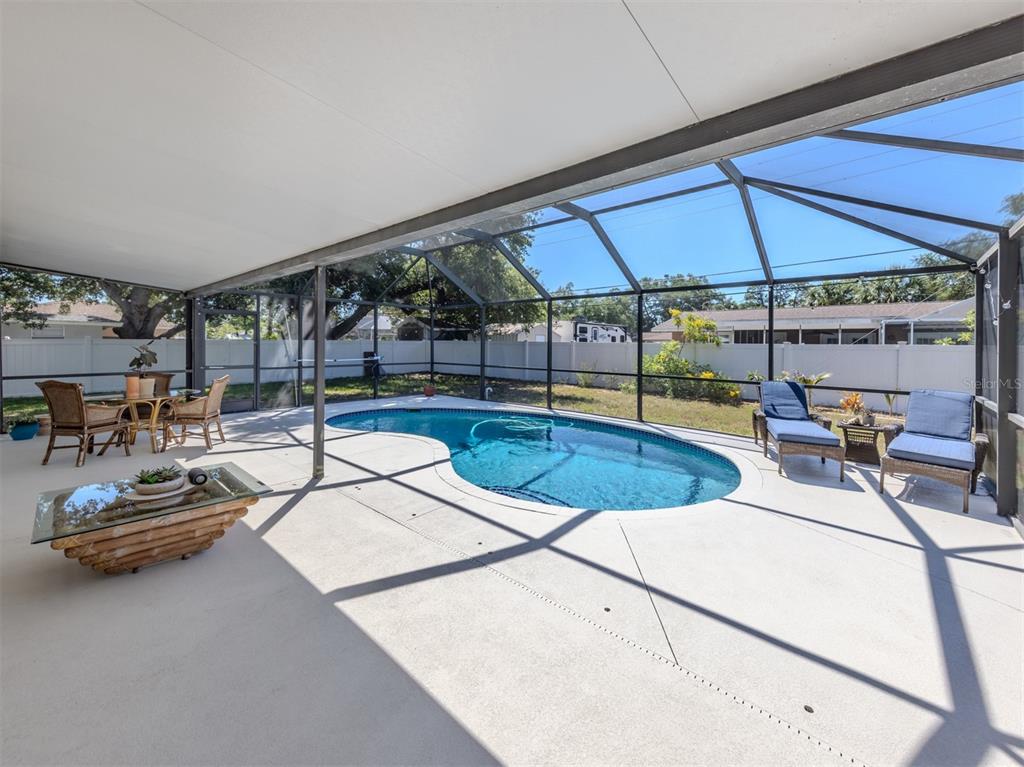 381 Falkland Road Venice, FL 34293 - Photo 17 of 41