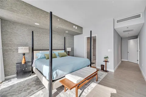 $4,375,000 | 500 Alton Road, Unit 1601, Miami Beach, FL 33139