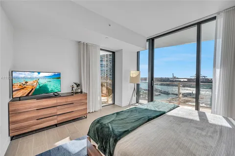 $4,375,000 | 500 Alton Road, Unit 1601, Miami Beach, FL 33139