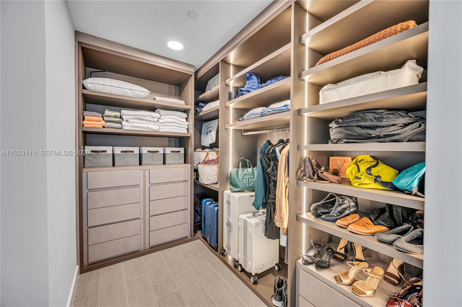 500 Alton Road, Unit 1601 Miami Beach, FL 33139 - Photo 28 of 47