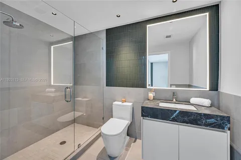 $4,375,000 | 500 Alton Road, Unit 1601, Miami Beach, FL 33139