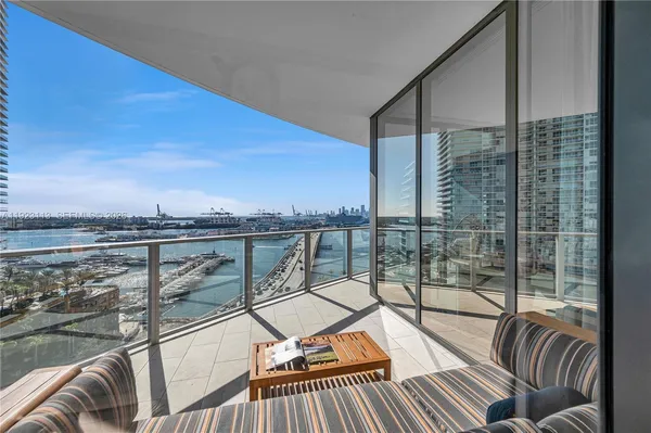 $4,000,000 | 500 Alton Road, Unit 1601, Miami Beach, FL 33139