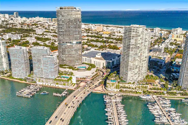 $4,000,000 | 500 Alton Road, Unit 1601, Miami Beach, FL 33139
