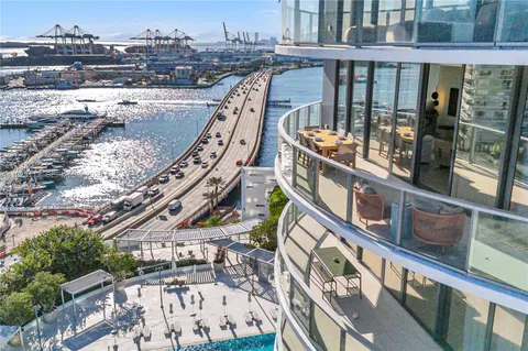 $4,375,000 | 500 Alton Road, Unit 1601, Miami Beach, FL 33139