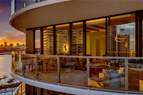 $4,375,000 | 500 Alton Road, Unit 1601, Miami Beach, FL 33139