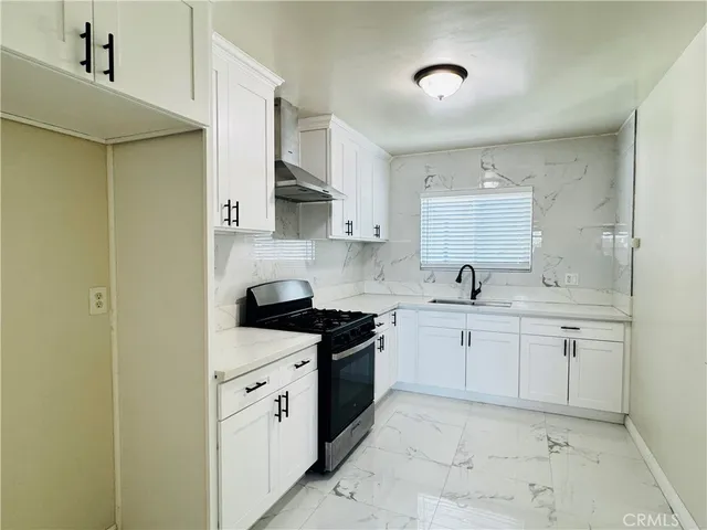 $2,300 | 1718 Vine Street, Unit C, Alhambra, CA 91801