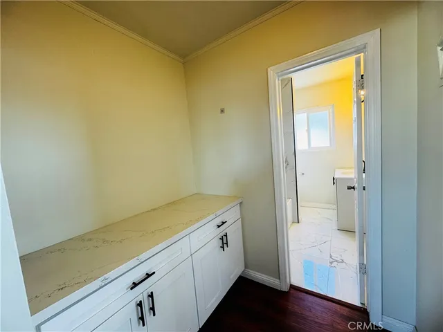 $2,300 | 1718 Vine Street, Unit C, Alhambra, CA 91801