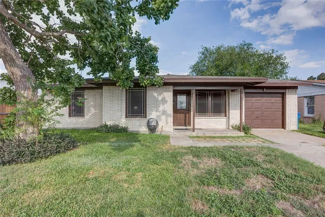 $179,000 | 4917 Andover Drive, Corpus Christi, TX 78411