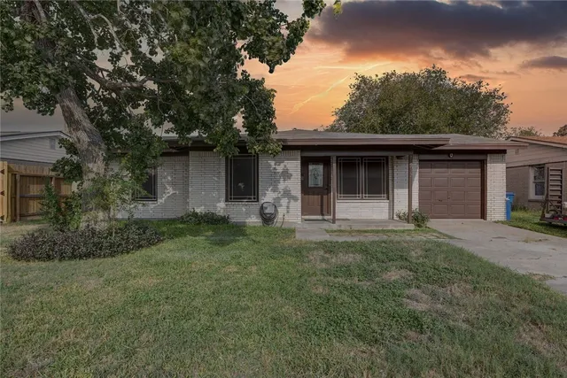 $179,000 | 4917 Andover Drive, Corpus Christi, TX 78411